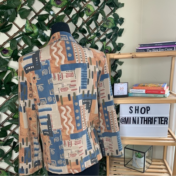 Toni Garment - Picture 2 of 6